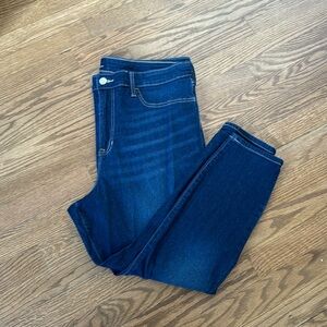 Gap High Rise Favorite Jegging